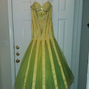 Yellow prom dress